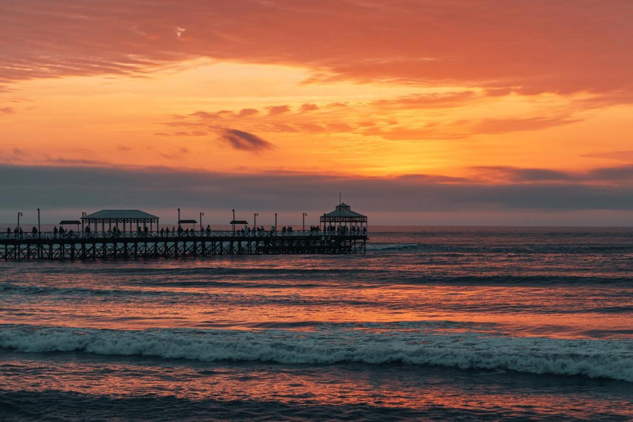 Los Esteros Hostal Ostello Huanchaco Esterno foto